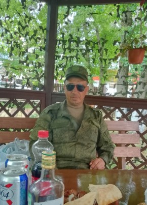 Александр, 41, Россия, Буденновск