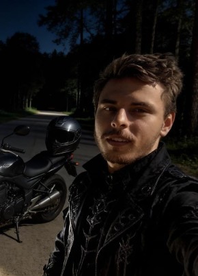 Алексей из Суздали 23 года