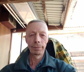 Олег, 57 лет, Черниговка