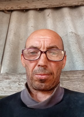 Александр из Калининска 45 лет