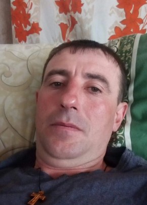Владимир Оренбур из Челябинска 42 года