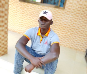 Alex, 26, Tanga