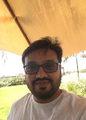vinit, 44, India, Mumbai