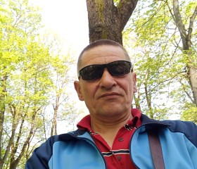 ЭДУАРД, 52 года, Калининград