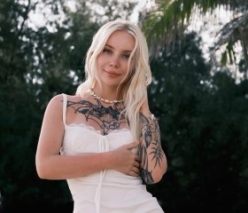 Lili, 21, Saint Petersburg