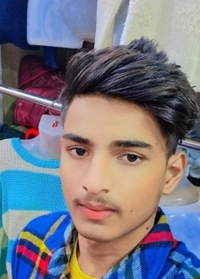Sameer, 18, India, Jalālābad (State of Uttar Pradesh)