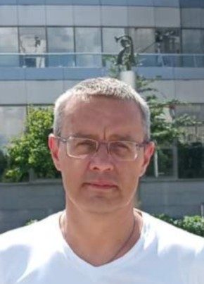 Viktor, 49, Belarus, Lida