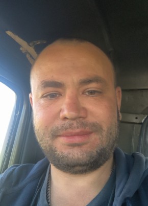 Антон из Таксимо 37 лет