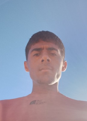 محمد عيفة из تونس 20 лет