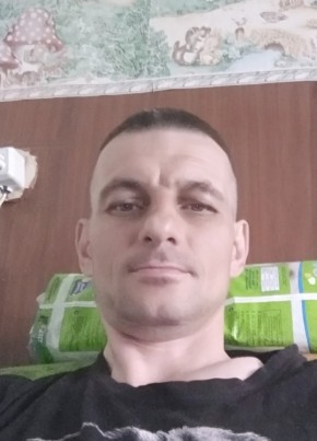 Василий, 47, Россия, Кадуй