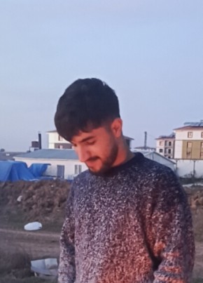 Hhjj из Ankara 26 лет