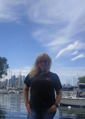 Lana, 50, Canada, Toronto