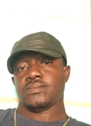 Kenneth Cole , 34, Nigeria, Owerri