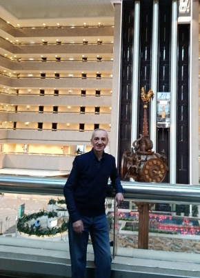 Dmitriy, 57, Russia, Moscow