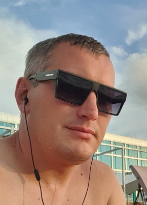 Александр