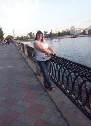 Елена, 38, Россия, Екатеринбург