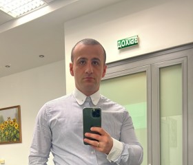 Lev, 32, Moscow