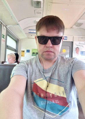 Anton, 35, Russia, Omsk