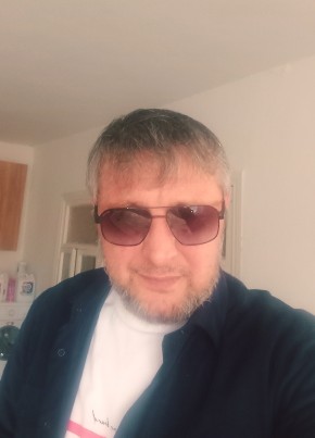 Дагир из Хасавюрта 45 лет