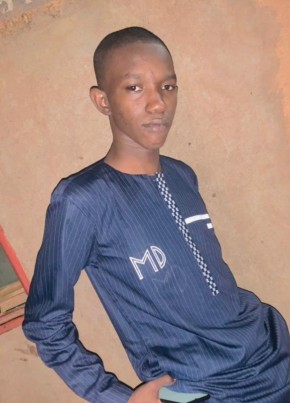 Moh, 20, République du Mali, Bamako