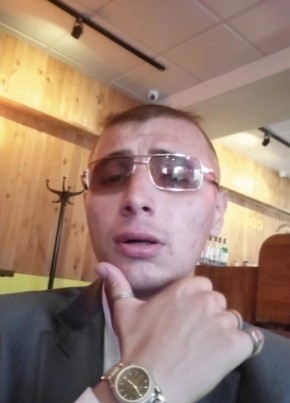 Рыбацкий Илья из Омска 30 лет
