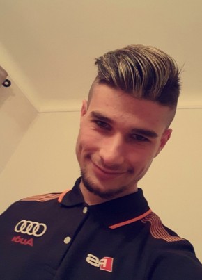 lorenzo, 23, République Française, Béziers