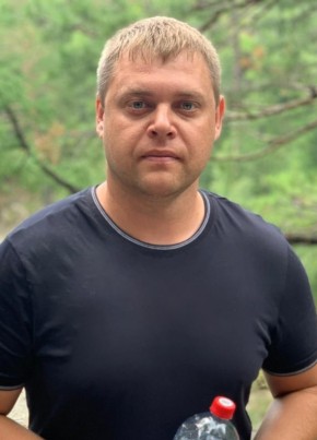 Роман из Ангарска 34 года
