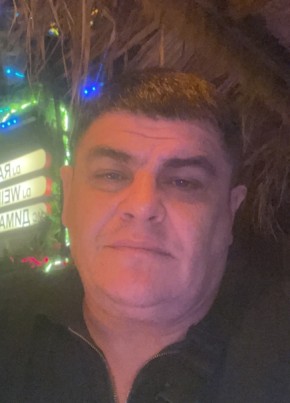 Artur из Москвы 47 лет