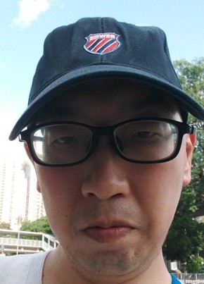 大雄, 48, 中华人民共和国, 深圳市