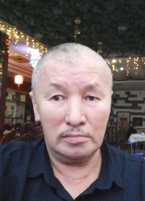 Юрий, 63, Россия, Якутск