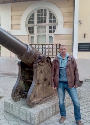 Дмитрий, 42, Россия, Луга