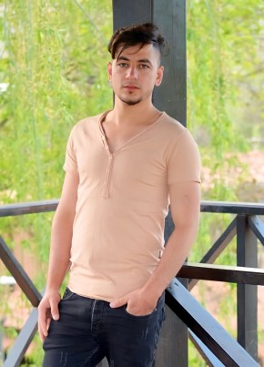 Ahmed, 19, Türkiye Cumhuriyeti, Kırşehir
