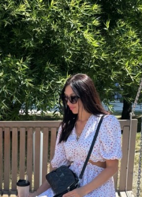 Алина из Омска 36 лет