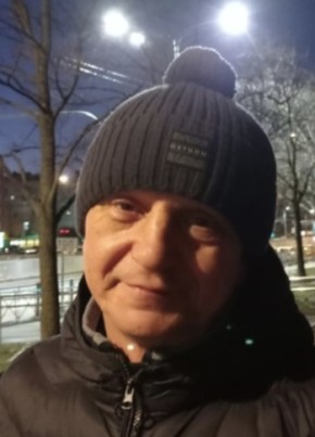 Павел из Санкт-Петербурга 53 года