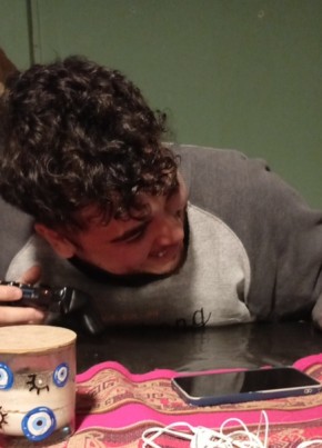 Matteo из Campana 18 лет