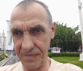 Олег, 65 лет, Тула