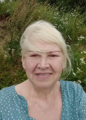Елена из Петрозаводска 62 года