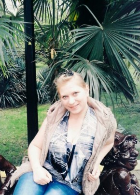 Таня, 33, Россия, Хоста