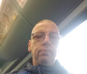 Mark, 44, Sunderland