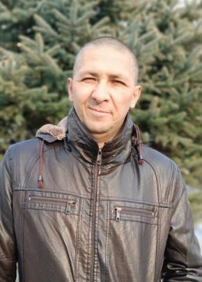 Олег из Хабаровска 46 лет