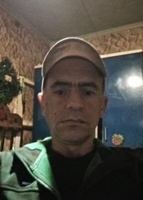Сергей из Екатеринбурга 44 года