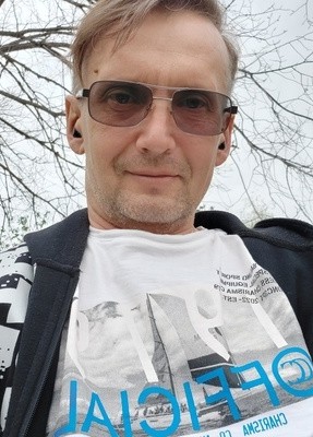 Олег, 51, Россия, Гай