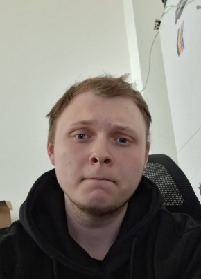 Алексей из Ивантеевка (Московской обл.) 21 год