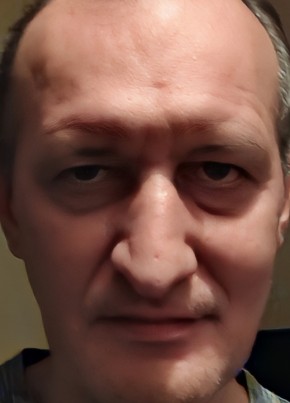 Дмитрий из Серпухова 49 лет
