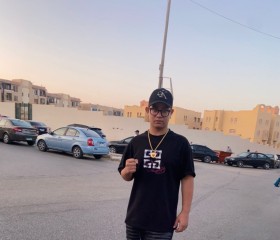 Mohamad, 24, Cairo
