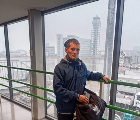 Vitalya, 38, Trudovoye