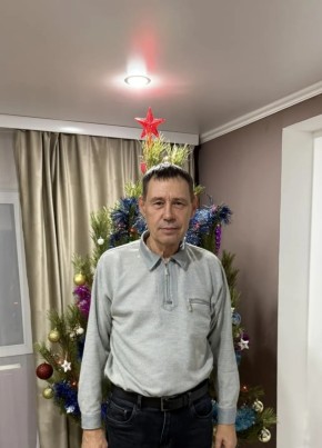 Игорь из Новотроицка 60 лет