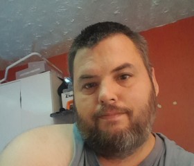 Ricky, 30, Winchester