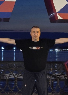 Виталий из Самары 52 года