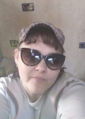 Анастасия, 44, Россия, Среднеуральск